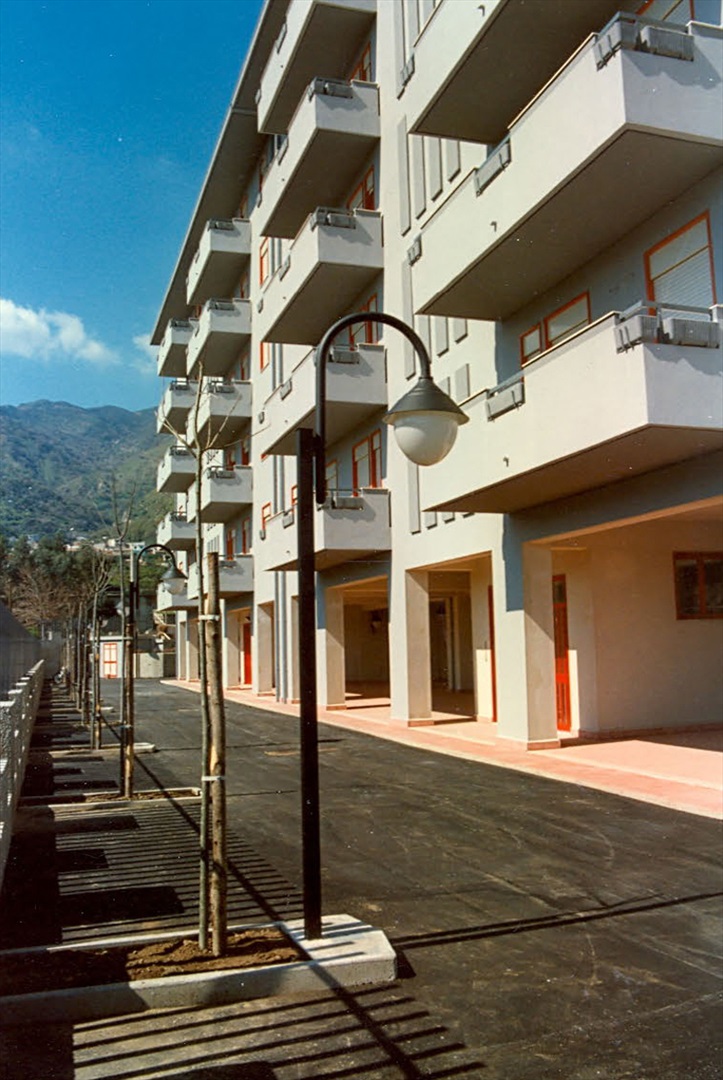 Private (ME) - Project and construction management to the realization of two residential buildings in Villaggio Zafferia, Cooperativa edilizia Libertas ‘85.